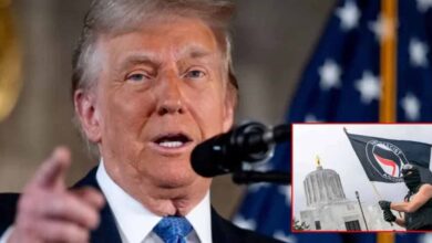 चार्ली किर्क की मौत के बाद ट्रंप का ऐतिहासिक फैसला: एंटीफा को घोषित किया प्रमुख आतंकी संगठन चार्ली किर्क की मौत के बाद ट्रंप का ऐतिहासिक फैसला: एंटीफा को घोषित किया प्रमुख आतंकी संगठन