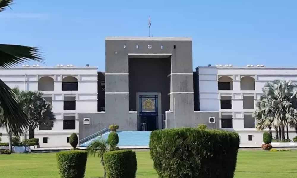 27 साल बाद उम्रकैद रद्द! गुजरात HC ने महिला की सजा क्यों की समाप्त?