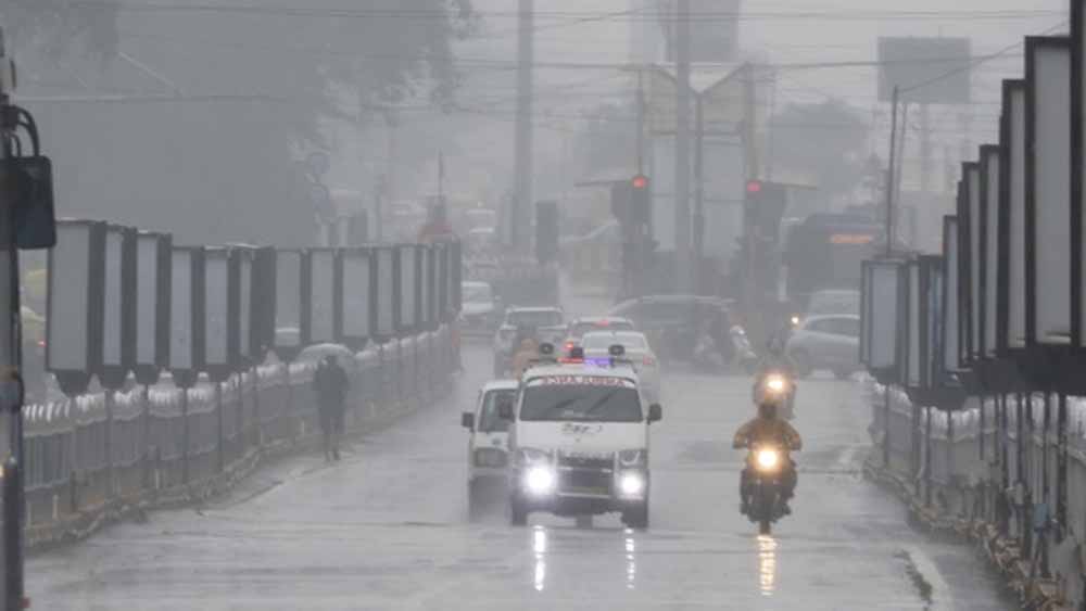 इंदौर में लगातार बारिश, अगले तीन दिन मौसम इसी तरह रहेगा