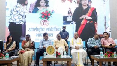 दिव्यांगजन मानव अधिकार संरक्षण में सांकेतिक भाषा सहायक : मंत्री कुशवाहा