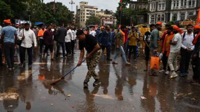 HC का बड़ा फैसला: मराठाओं को नहीं मिली मुंबई, संजय राउत भड़के HC का बड़ा फैसला: मराठाओं को नहीं मिली मुंबई, संजय राउत भड़के