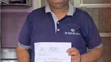 छोटी परचून दुकान पर IT का 141 करोड़ का नोटिस, दुकानदार के उड़ गए होश छोटी परचून दुकान पर IT का 141 करोड़ का नोटिस, दुकानदार के उड़ गए होश