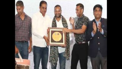 रविंद्र लाइफटाइम अचीवमेंट अवॉर्ड से सम्मानित रविंद्र लाइफटाइम अचीवमेंट अवॉर्ड से सम्मानित