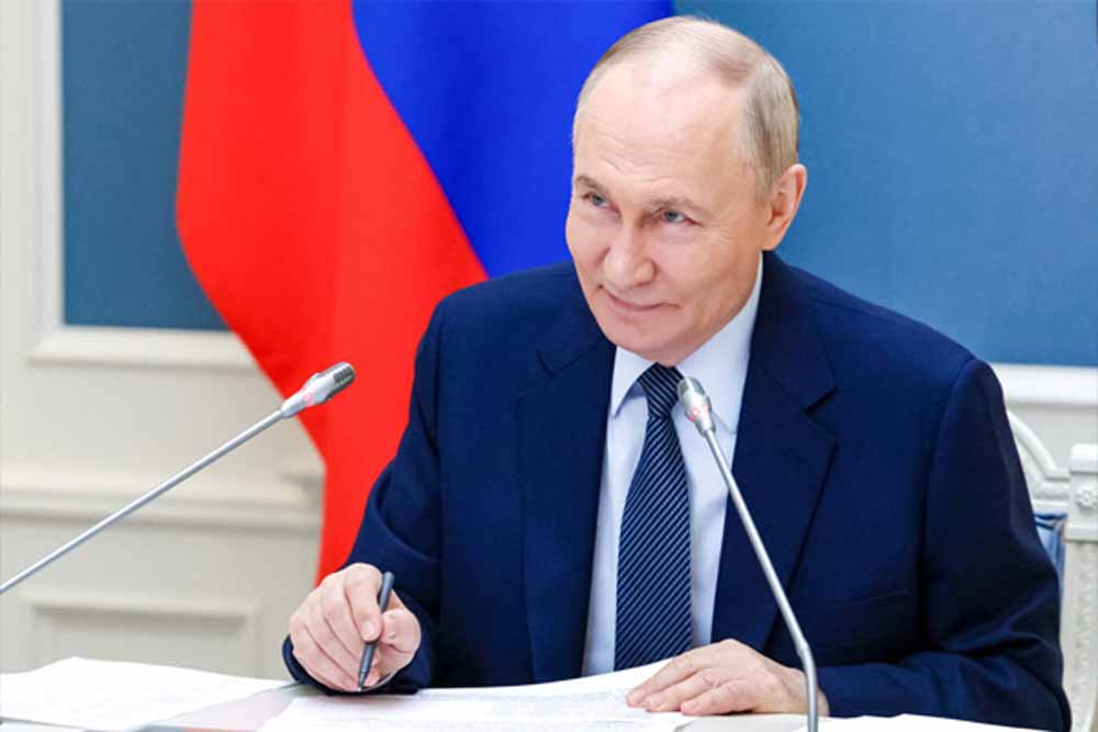 पुतिन का सुनहरा इतिहास: डोनबास विवाद के बीच पश्चिम की नजरें केंद्रित