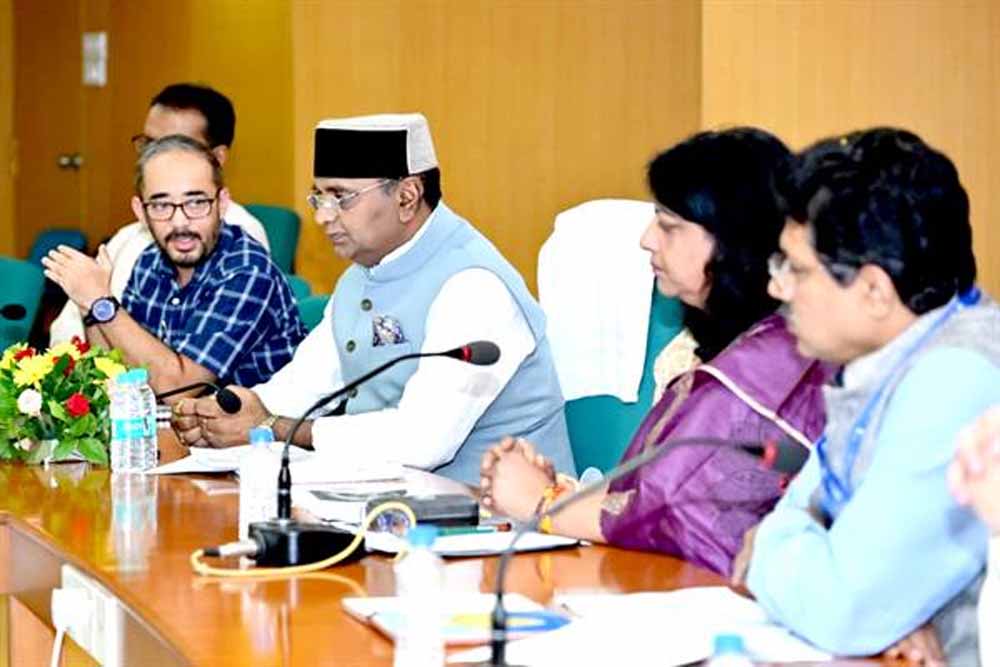 मंत्री विश्वास कैलाश सारंग ने की मध्यप्रदेश राज्य सहकारी बैंक की समीक्षा