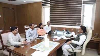 प्रधानमंत्री मोदी के धार आगमन पर स्वास्थ्य गतिविधियों की तैयारी की उप मुख्यमंत्री शुक्ल ने की समीक्षा