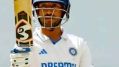 26 चौके-6 छक्के: दो भारतीय बल्लेबाज़ों की तूफ़ानी पारी से ऑस्ट्रेलिया हिला 26 चौके-6 छक्के: दो भारतीय बल्लेबाज़ों की तूफ़ानी पारी से ऑस्ट्रेलिया हिला