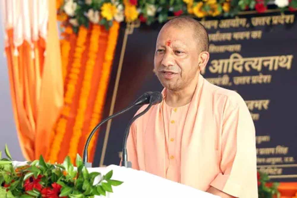 सीएम योगी का निर्देश: गंभीर बीमार बंदियों की समयपूर्व रिहाई के नियम होंगे सरल