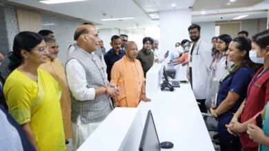 अब यूपी के लोगों को इलाज के लिए दिल्ली में नहीं भटकना होगाः सीएम योगी