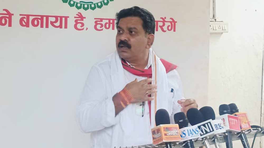 21 नक्सलियों के आत्मसमर्पण का गृह मंत्री विजय शर्मा ने किया स्वागत, कहा- निर्धारित समय तक समाप्त होगा नक्सलवाद 21 नक्सलियों के आत्मसमर्पण का गृह मंत्री विजय शर्मा ने किया स्वागत, कहा- निर्धारित समय तक समाप्त होगा नक्सलवाद