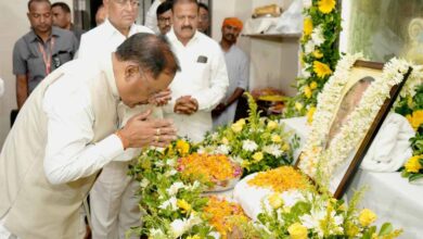 मुख्यमंत्री विष्णु देव साय ने पूर्व विधानसभा उपाध्यक्ष स्वर्गीय बनवारी लाल अग्रवाल को दी श्रद्धांजलि