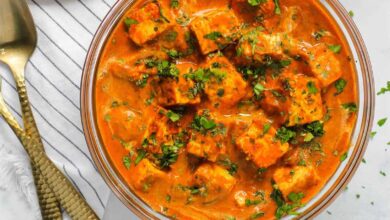 लंच के लिए बनाएं टेस्टी पनीर मखनी — चावल और पराठे दोनों के साथ कमाल!