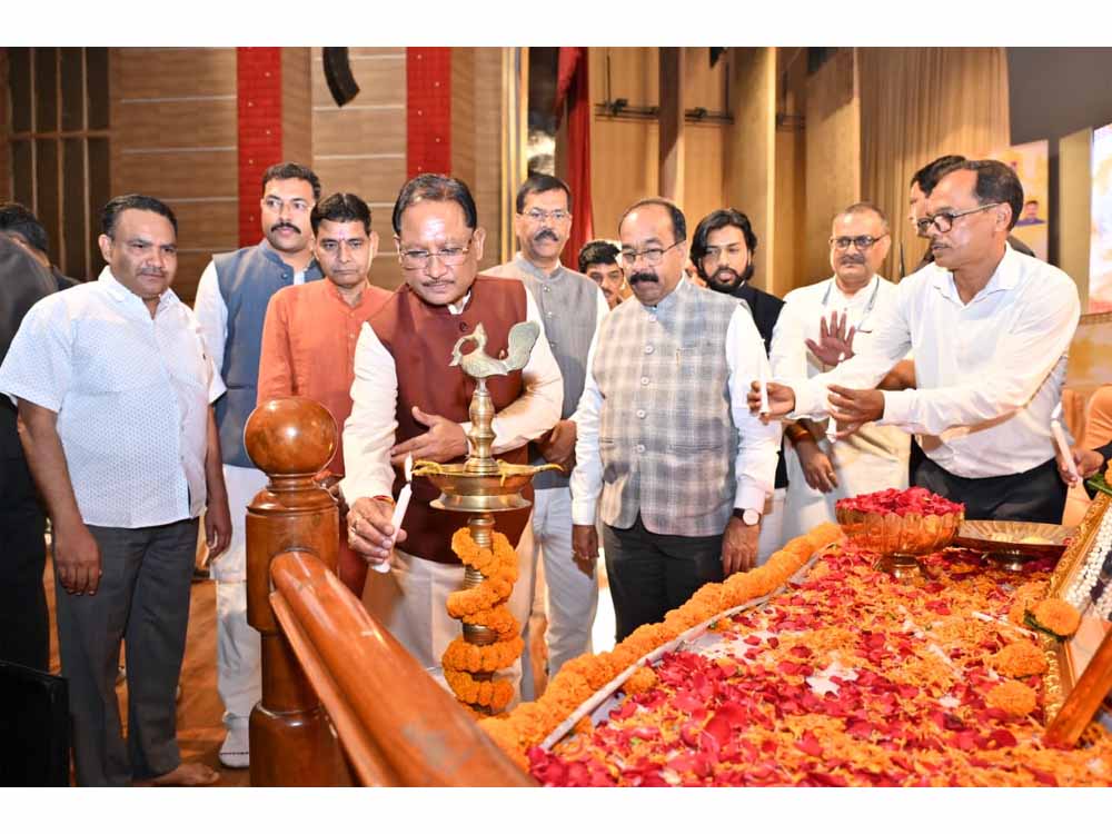 छत्तीसगढ़ की धरती सदा से रही है साहित्य और संस्कृति की धरा : मुख्यमंत्री विष्णु देव साय