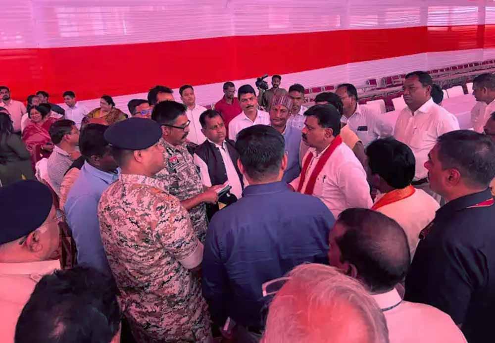 बस्तर में केंद्रीय गृह मंत्री अमित शाह के स्वागत की तैयारियों का निरीक्षण, उप मुख्यमंत्री विजय शर्मा ने लिया जायजा