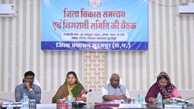 जनसेवा ही हमारा संकल्प – मंत्री लक्ष्मी राजवाड़े ने जनदर्शन में सुनी जनता की समस्याएँ, त्वरित निराकरण के दिए निर्देश