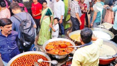 इंदौर के राजवाड़ा में रात में अफसरों की बैठक, व्यापारियों के साथ लिए गए 5 अहम फैसले इंदौर के राजवाड़ा में रात में अफसरों की बैठक, व्यापारियों के साथ लिए गए 5 अहम फैसले