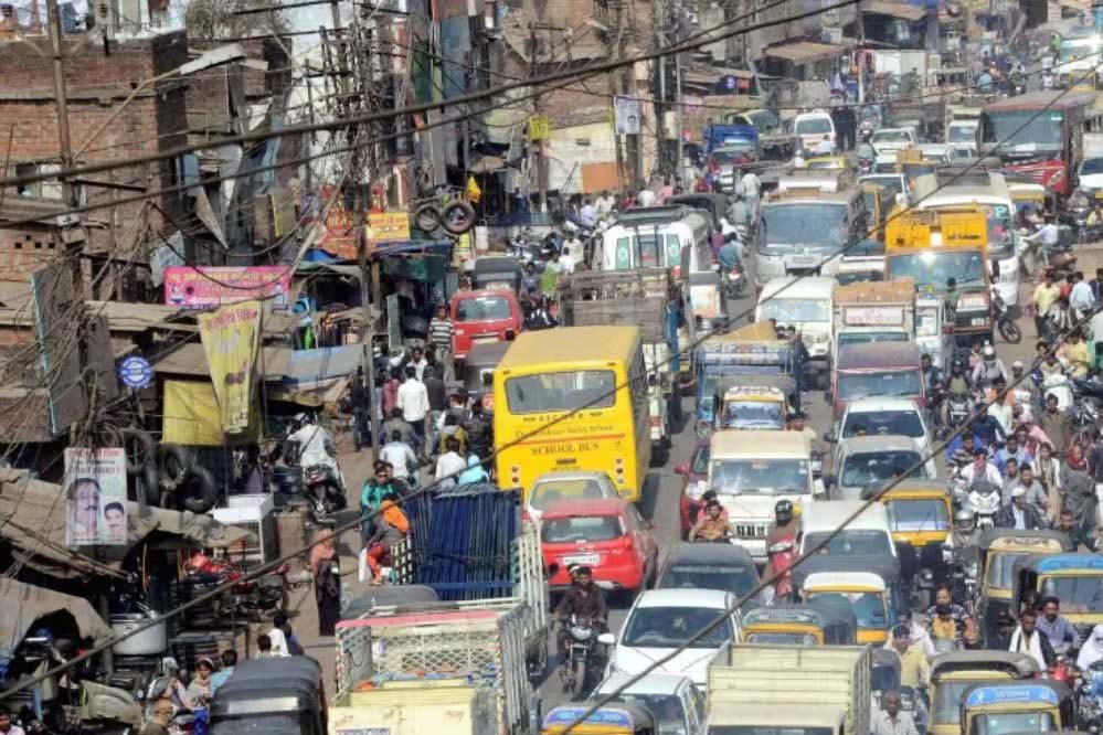 दिवाली पर बदले भोपाल के ट्रैफिक नियम, इन रास्तों से न जाएं वाहन लेकर, पार्किंग प्लान भी नया