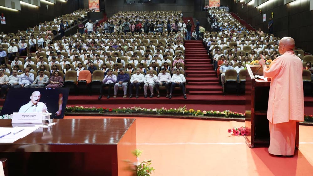 दीपावली पर मुख्यमंत्री योगी का बड़ा उपहार: प्रदेश के 28 लाख कर्मचारियों व पेंशनरों के महंगाई भत्ते में 3 प्रतिशत की वृद्धि