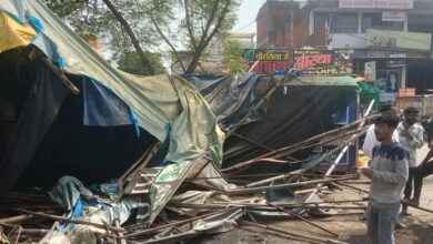 जबलपुर: विजय नगर की 20 साल पुरानी अवैध चौपाटी पर चला नगर निगम का बुलडोजर