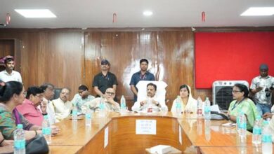 चिकित्सक समय का पालन और मरीजों से करें संवेदनशील व्यवहार : उप मुख्यमंत्री शुक्ल चिकित्सक समय का पालन और मरीजों से करें संवेदनशील व्यवहार : उप मुख्यमंत्री शुक्ल