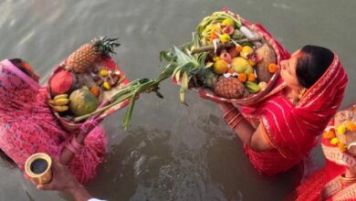 छठ पूजा पर बनेगा दुर्लभ योग, सूर्य देव की कृपा से पूरी होंगी सभी मनोकामनाएं छठ पूजा पर बनेगा दुर्लभ योग, सूर्य देव की कृपा से पूरी होंगी सभी मनोकामनाएं