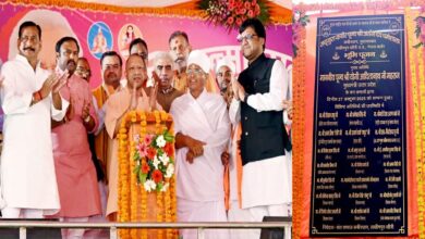 मुस्तफाबाद का नाम होगा ‘कबीरधाम’, सीएम योगी ने विपक्ष के ‘सेक्युलरवाद’ को बताया ‘पाखंड’ मुस्तफाबाद का नाम होगा ‘कबीरधाम’, सीएम योगी ने विपक्ष के ‘सेक्युलरवाद’ को बताया ‘पाखंड’