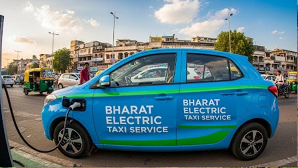 अब नहीं चलेगी Ola-Uber की मनमानी! सरकार लॉन्च करेगी अपनी ‘Bharat Taxi’ सेवा अब नहीं चलेगी Ola-Uber की मनमानी! सरकार लॉन्च करेगी अपनी ‘Bharat Taxi’ सेवा