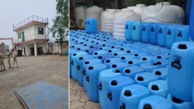 ग्वालियर फार्म हाउस में नकली शराब फैक्ट्री का भंडाफोड़, महिला समेत 5 गिरफ्तार, हजारों लीटर शराब जब्त