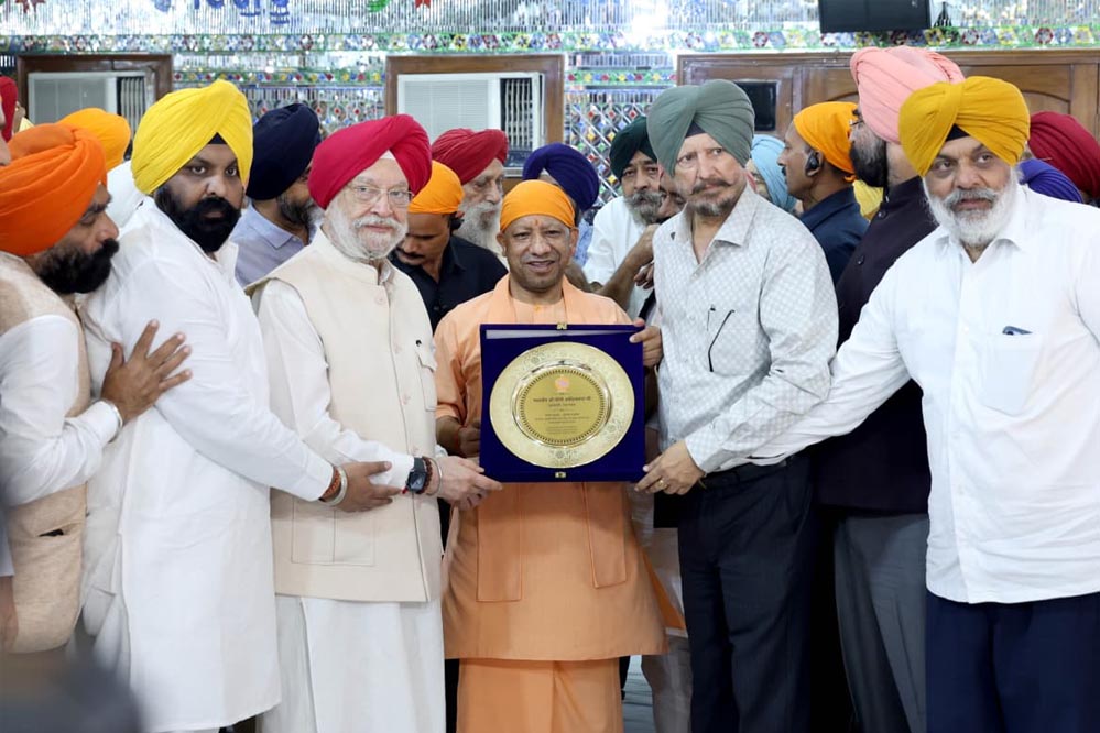 काशी गंगा महोत्सव में भजनों से भक्ति रस की सरिता बहाएंगे हंसराज रघुवंशी काशी गंगा महोत्सव में भजनों से भक्ति रस की सरिता बहाएंगे हंसराज रघुवंशी