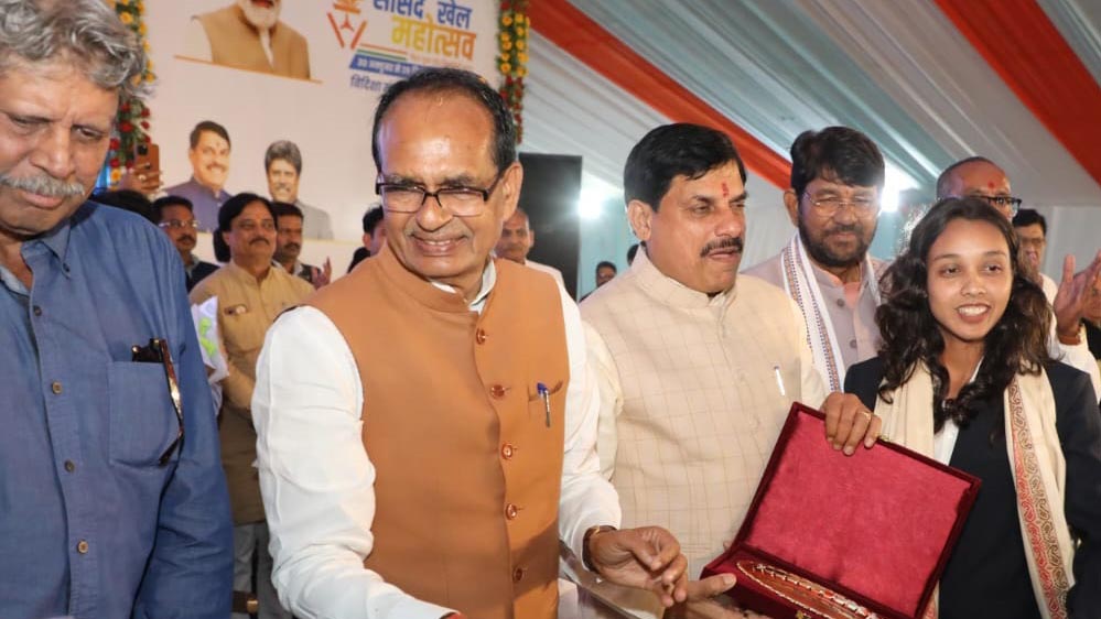 प्रधानमंत्री मोदी के नेतृत्व में खेलों में आगे बढ़ रहा है देश: मुख्यमंत्री डॉ. यादव प्रधानमंत्री मोदी के नेतृत्व में खेलों में आगे बढ़ रहा है देश: मुख्यमंत्री डॉ. यादव