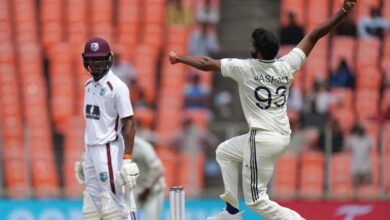 जसप्रीत बुमराह ने तोड़ा रिकॉर्ड, कपिल देव समेत कई दिग्गज पीछे छोड़े जसप्रीत बुमराह ने तोड़ा रिकॉर्ड, कपिल देव समेत कई दिग्गज पीछे छोड़े