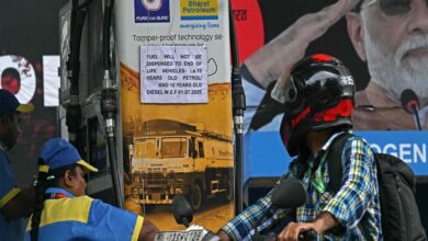 इंदौर में खत्म हुआ नो हेलमेट, नो पेट्रोल नियम, कलेक्टर ने की जनता से जागरूकता की अपील