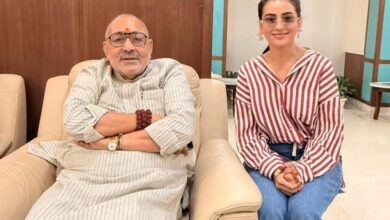 क्या अक्षरा सिंह उतरेंगी राजनीति में? गिरिराज सिंह से मुलाकात के बाद कयास तेज क्या अक्षरा सिंह उतरेंगी राजनीति में? गिरिराज सिंह से मुलाकात के बाद कयास तेज