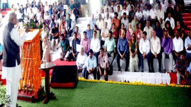 जहां भी उपयुक्त जगह मिले पेड़ जरूर लगाए जाएं : राज्यपाल  पटेल