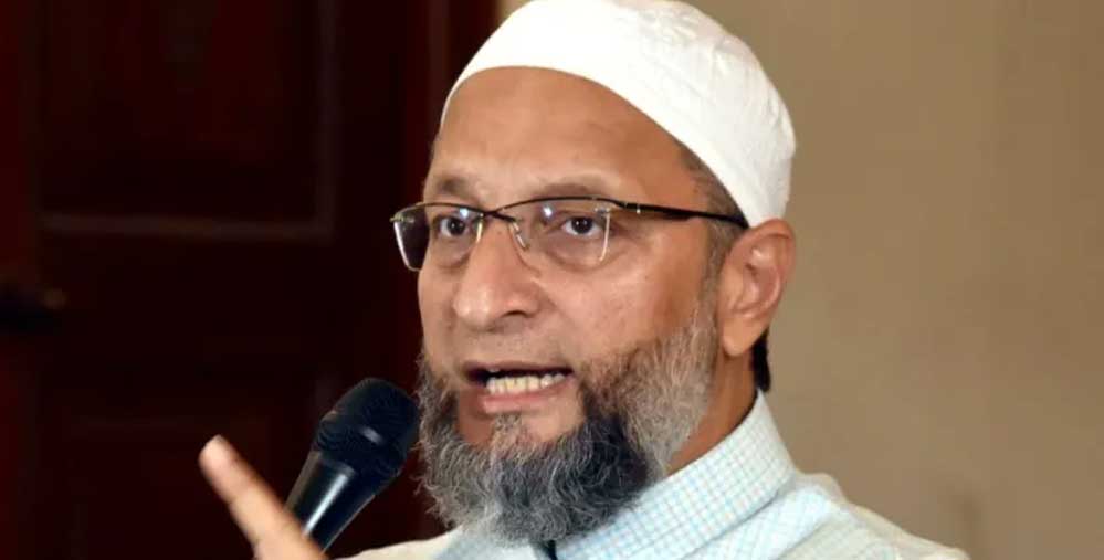 PM मोदी और CM योगी की आपत्तिजनक तस्वीर बनाने वाला तस्लीम गिरफ्तार, ओवैसी के साथ वायरल हुई थी फोटो PM मोदी और CM योगी की आपत्तिजनक तस्वीर बनाने वाला तस्लीम गिरफ्तार, ओवैसी के साथ वायरल हुई थी फोटो