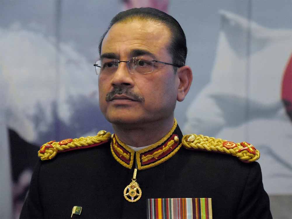 अफगानिस्तान में बमबारी के बाद आसिम मुनीर ने तालिबान को दी दो विकल्प वाली चेतावनी