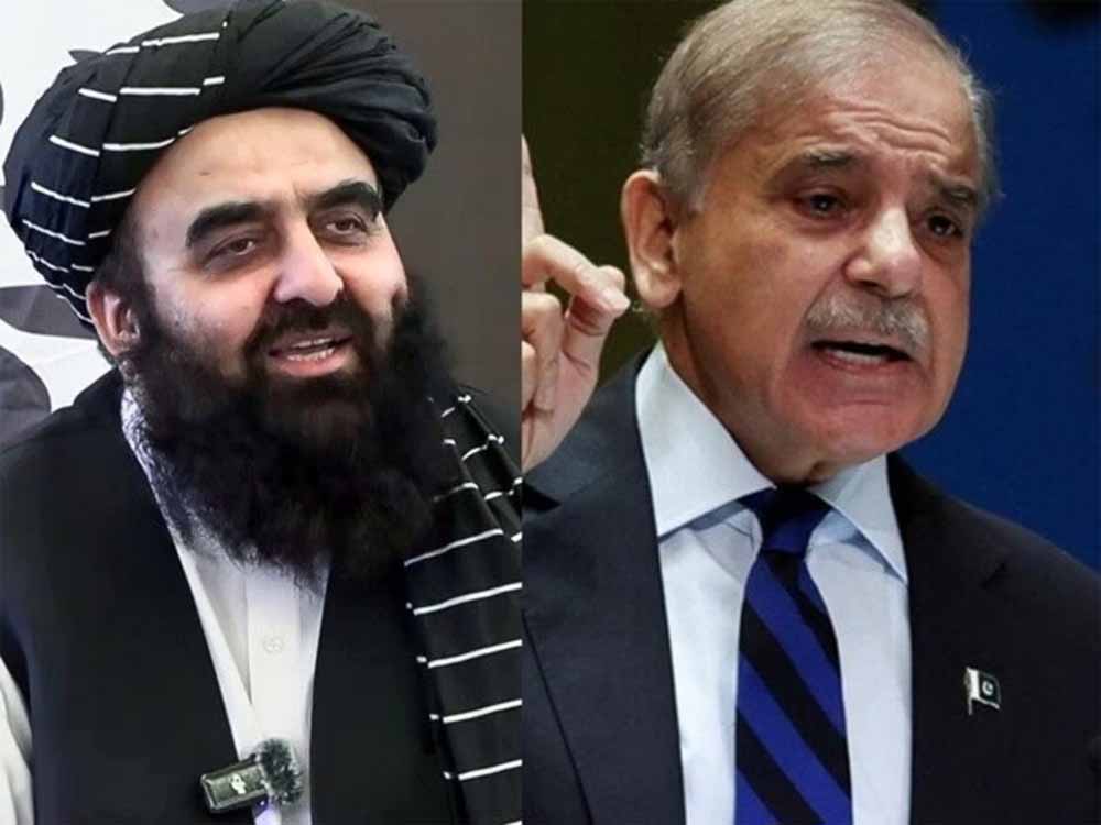 तालिबान की नई चेतावनी: शांति असफल, PAK सैनिकों पर हमला जारी! तालिबान की नई चेतावनी: शांति असफल, PAK सैनिकों पर हमला जारी!