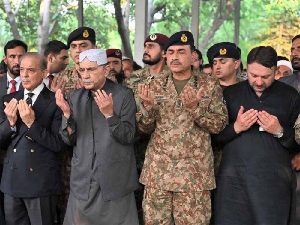 भारत को दो तरफा घेरने वाला पाकिस्तान अब खुद घिरा! 8000 KM सीमा पर बढ़ा जंग का डर भारत को दो तरफा घेरने वाला पाकिस्तान अब खुद घिरा! 8000 KM सीमा पर बढ़ा जंग का डर