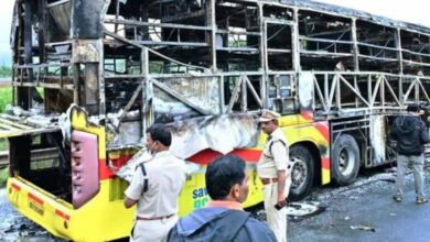 चलती इलेक्ट्रिक बस में धमाका! बैट्री ब्लास्ट से कुछ ही मिनटों में बस बनी आग का गोला