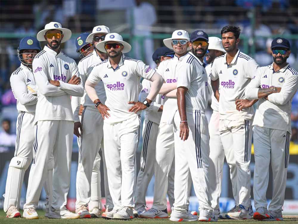 कुलदीप यादव का जादू चला, वेस्टइंडीज की पारी बिखरी, टीम इंडिया की शानदार वापसी कुलदीप यादव का जादू चला, वेस्टइंडीज की पारी बिखरी, टीम इंडिया की शानदार वापसी