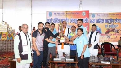 खिलाड़ी भारतीय खेलों को बढ़ावा दें : मंत्री काश्यप