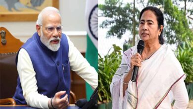 ममता बनर्जी भड़कीं! गोरखा मुद्दों में मध्यस्थ नियुक्ति पर पीएम को लिखा चिट्ठी ममता बनर्जी भड़कीं! गोरखा मुद्दों में मध्यस्थ नियुक्ति पर पीएम को लिखा चिट्ठी