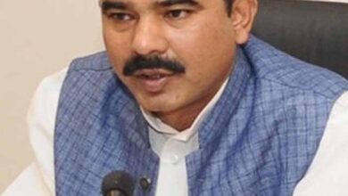 चश्मे का नंबर बढ़ा लो…— सवाल पूछने पर भड़के BJP विधायक, मंत्री के सामने मच गया सन्नाटा! चश्मे का नंबर बढ़ा लो…— सवाल पूछने पर भड़के BJP विधायक, मंत्री के सामने मच गया सन्नाटा!