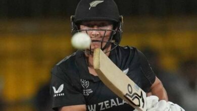 महिला विश्व कप: इंग्लैंड ने न्यूजीलैंड को रौंदा, सोफी डिवाइन की विदाई में कमी रही जादू