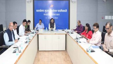 भारत निर्वाचन आयोग के निर्देशों का अधिकारी अनिवार्य रूप से करें पालन