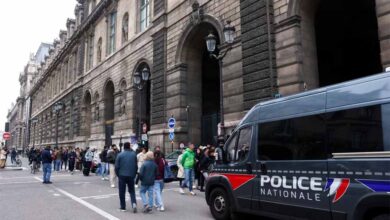 पेरिस के लूव्र में हड़कंप: चोरी के बाद बंद हुआ विश्व प्रसिद्ध म्यूजियम