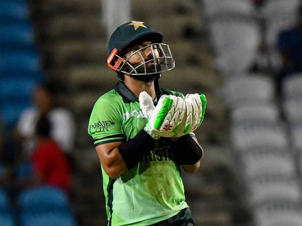 सट्टेबाजी विवाद में फंसे रिजवान? PCB ने अचानक छीनी वनडे टीम की कप्तानी!