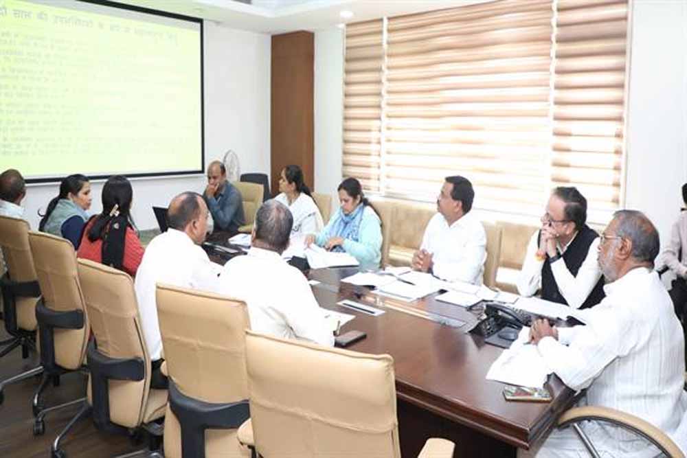 प्रधानमंत्री सूक्ष्म खाद्य उद्यम योजना एक महत्वाकांक्षी योजना, सतत निगरानी की आवश्यकता : मंत्री कुशवाह प्रधानमंत्री सूक्ष्म खाद्य उद्यम योजना एक महत्वाकांक्षी योजना, सतत निगरानी की आवश्यकता : मंत्री कुशवाह