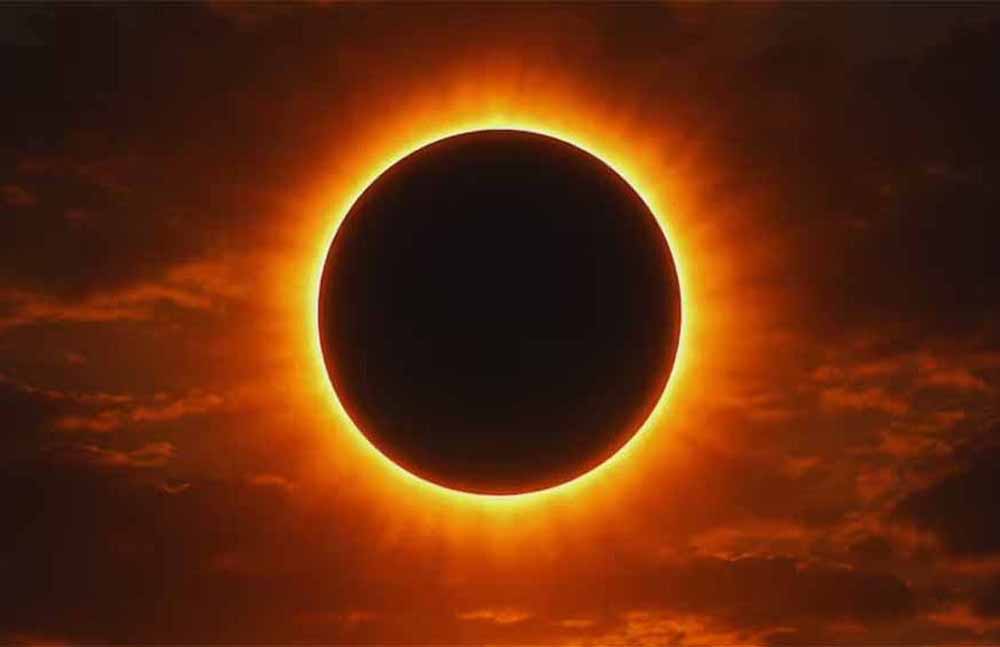 12 अगस्त 2026 का सूर्य ग्रहण भारत में अदृश्य, लेकिन सूतक काल रहेगा प्रभावी 12 अगस्त 2026 का सूर्य ग्रहण भारत में अदृश्य, लेकिन सूतक काल रहेगा प्रभावी