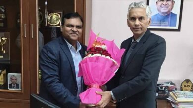 भोपाल दुग्ध संघ की भौतिक एवं वित्तीय प्रगति की समीक्षा की, ‘दूध का दूध, पानी का पानी अभियान’ पर प्रसन्नता व्यक्त की